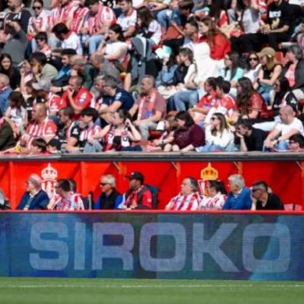 Gradas bajas del estadio El Molinón Enrique Castro 'Quini'