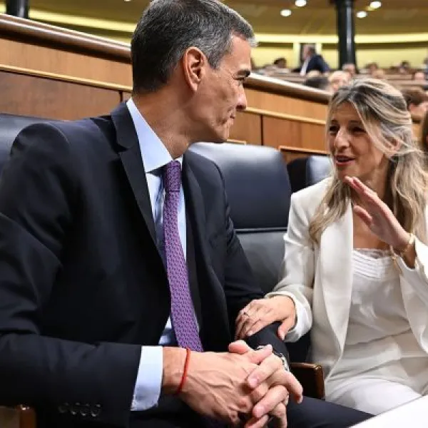 Pedro Sánchez y Yolanda Díaz, en el Congreso