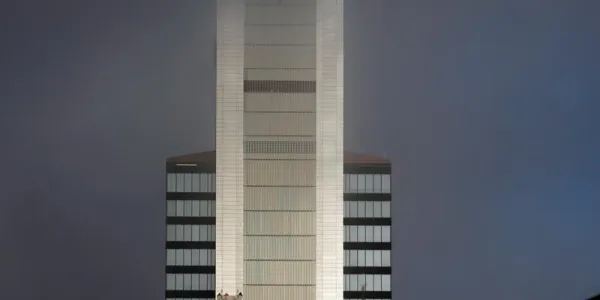 15184013w