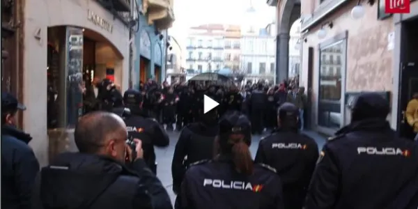 Radicales de Izquierda acosan a militantes de Vox en Segovia