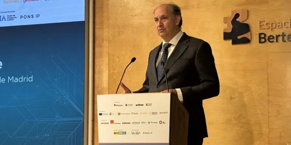 López-Valverde durante un acto