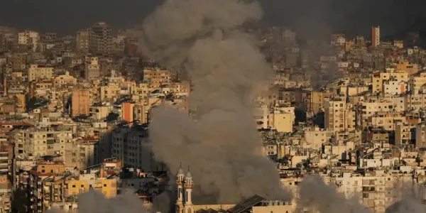 Imagen de un ataque israelí en Dahiyeh, un suburbio al sur de Beirut.