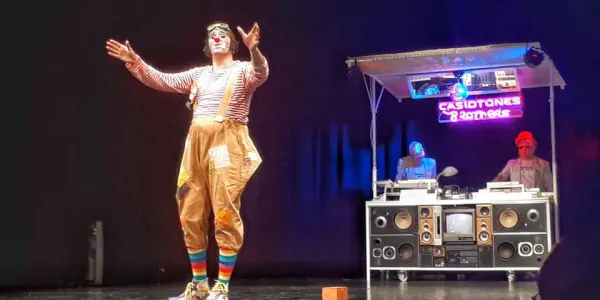 La actuación de los Payasos sin Fronteras en Tarragona. Foto de clown.org