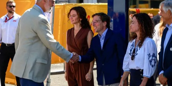 Almeida con el Rey en la Fórmula 1