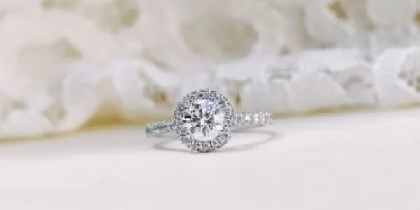Anillo de compromiso