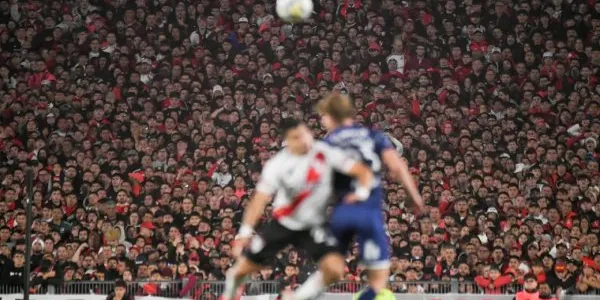 El que se desentiende de sus hijos no puede entrar al fútbol en Argentina