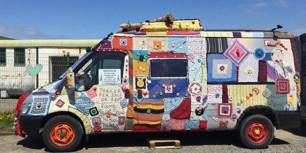 Imagen de Hippie, Viaje y Caravana. De uso gratuito.