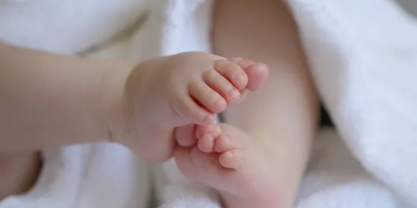 Pies de un bebé