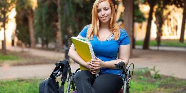Nuevas ayudas de 1.000 euros para estudiantes con discapacidad