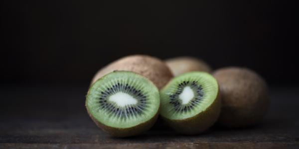 Beneficios del kiwi amarillo y verde