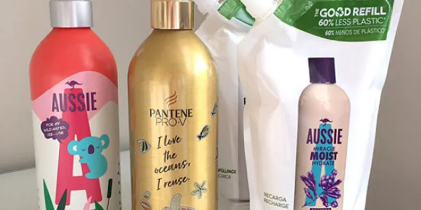 Las marcas de champú apuestan por envases reutilizables