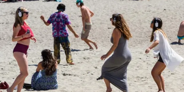 Personas en la playa
