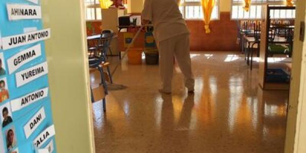 Nuevos formato de limpieza en los colegios sevillanos