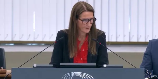 La Comisión Europea pide blindar la frontera de Ceuta y devolver a los migrantes