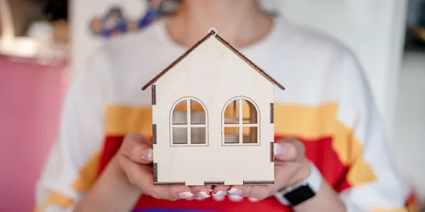 Imagen sobre comprar una casa