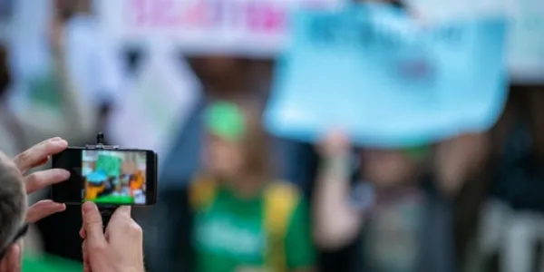 Lucha contra la desinformación a través de la educación