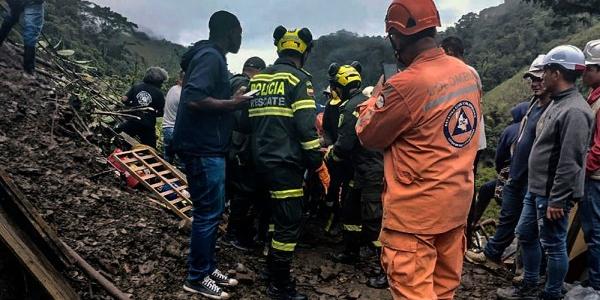 Al menos 33 muertos en un deslizamiento de tierra en Colombia