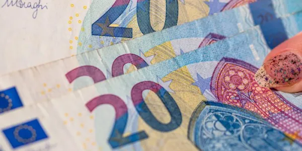 dinero en efectivo