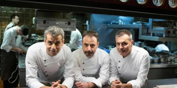 Los chefs Mateu Casanas, Eduard Xatruch y Oriol Castro.