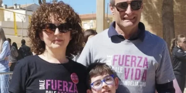 IMAGEN Beltrán y sus padres 