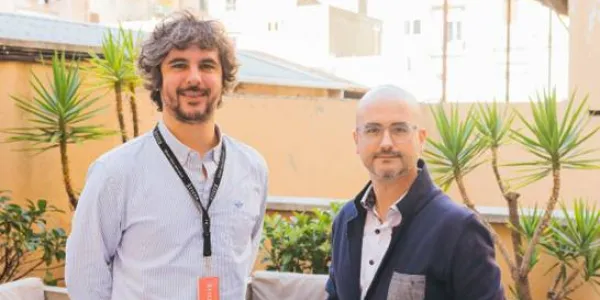 Gabriel Espin (CEO y cofounder de Aticco) junto con Jordi Altimira (CEO y cofounder de Upbizor).