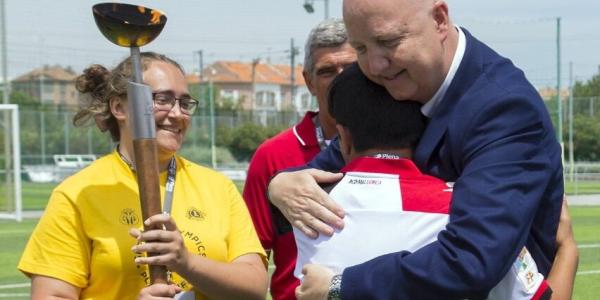 No se entiende Special Olympics sin Enric ni tampoco podemos acercarnos a su persona sin su trayectoria profesional en el mundo del deporte de las personas con discapacidad intelectual y del desarrollo y sus familias.