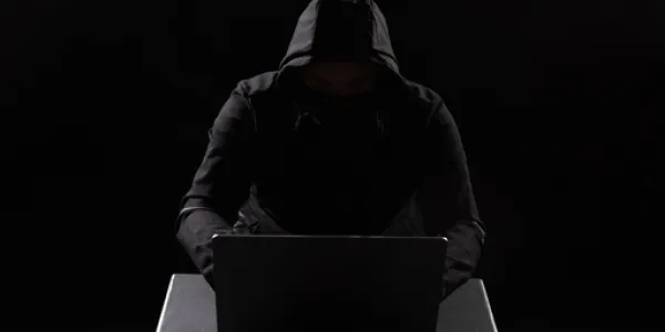 Evita estafas online y de empleo