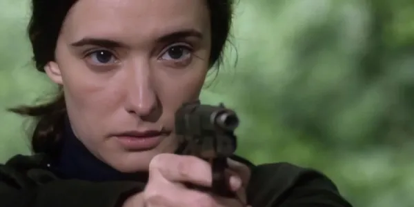  Ana Torrent en una escena de "Yoyes", película dirigida por Helena Taberna sobre la primera mujer que ocupó puestos de responsabilidad dentro de ETA