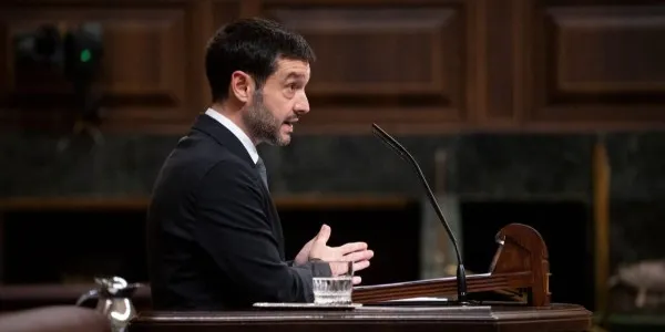 El ministro, Pablo Bustinduy, en una intervención en el Congreso