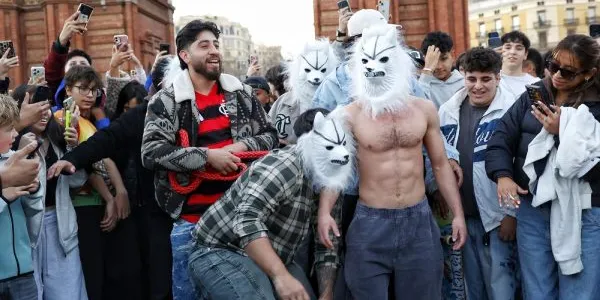 Momento de la quedada Therians en Barcelona