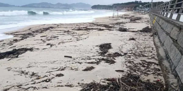 Efectos de una reciente borrasca en la playa de Samil (Vigo)