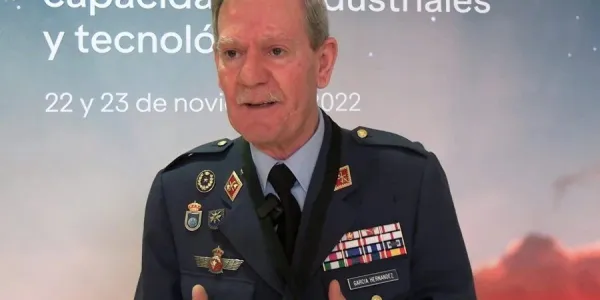 General en las Fuerzas Armadas 