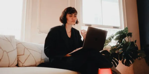 Teletrabajo y estabilidad en la generación Z