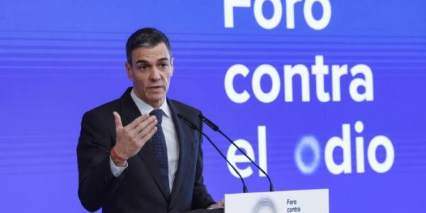 El presidente del Gobierno, Pedro Sánchez interviene en la inauguración de la primera Cumbre Internacional contra el Odio. 