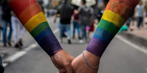 Europa expedienta Hungría y Polonia por discriminación LGTBIQ