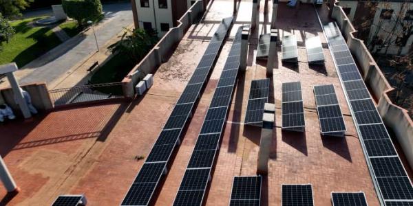 Placas solares de Iberdrola en viviendas 
