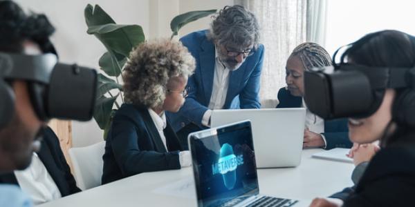 Imagen de una empresa/Envatoelements Las empresas recurren a la IA