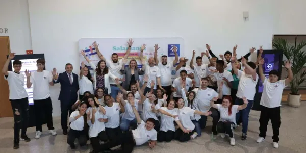 Modelo educativo y de empleo de los jóvenes
