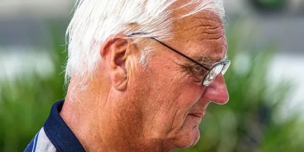 Imagen de un rostro de una persona anciana