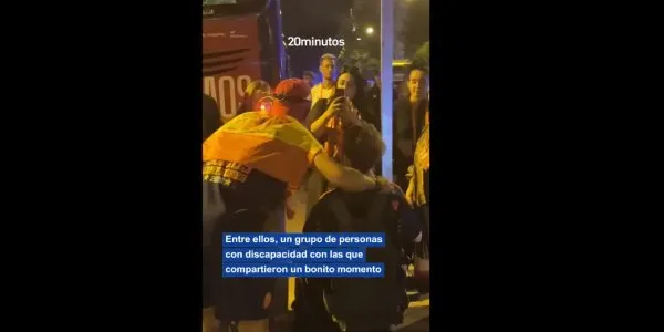 20Minutos captó como los aficionados con discapacidad disfrutaron con los jugadores