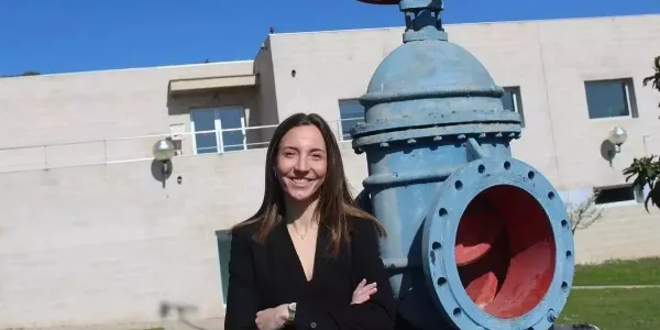 Laura Fernández, ingeniera química que trabaja por el agua potable y su seguridad
