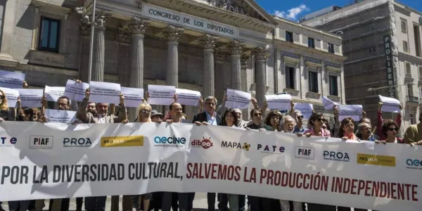 El Congreso aprueba la Ley Audiovisual con la abstención de PP y Unidas Podemos