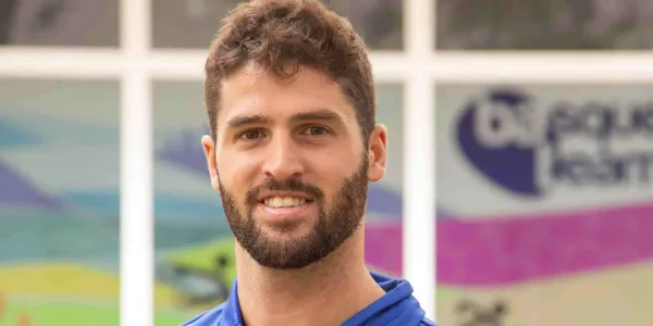 Lucas Eguibar, un profesional de snowboarder