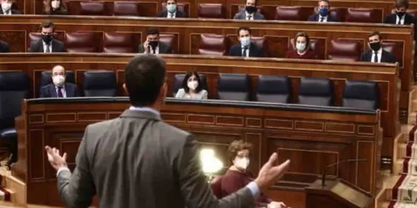 Sánchez pide a Madrid más prudencia en la desescalada