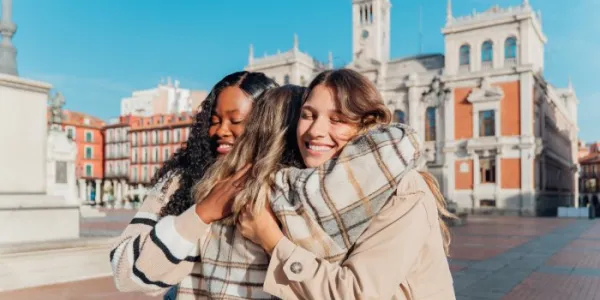 turistas internacionales en Sol