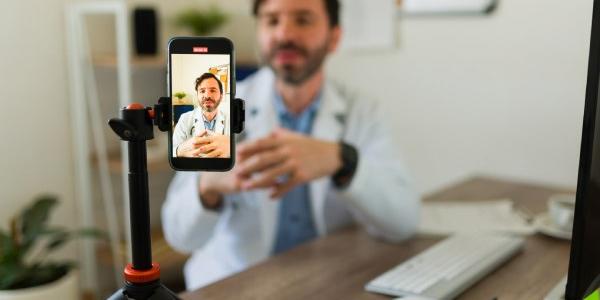 Los médicos en redes sociales