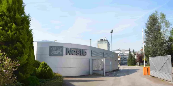 Nestlé reduce el consumo de agua