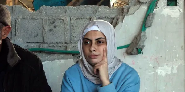 Las familias de Gaza están luchando para proteger a sus hijos con trastorno del espectro autista en medio de la guerra, el desplazamiento y el colapso de los servicios de atención y rehabilitación.