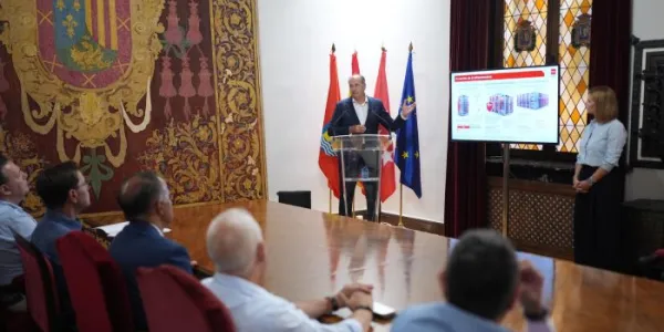 El consejero presenta la 'Nube Soberana' de IA 
