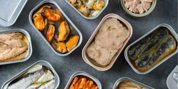 Latas de conservas de pescado y marisco